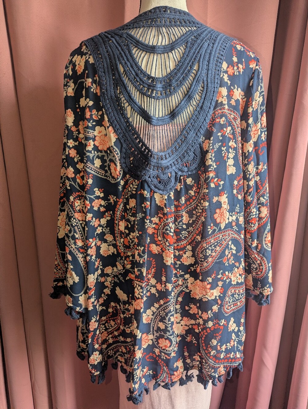 A.MOON Open Lightweight Crochet Back Kimino/Cardigan w/Fringe M